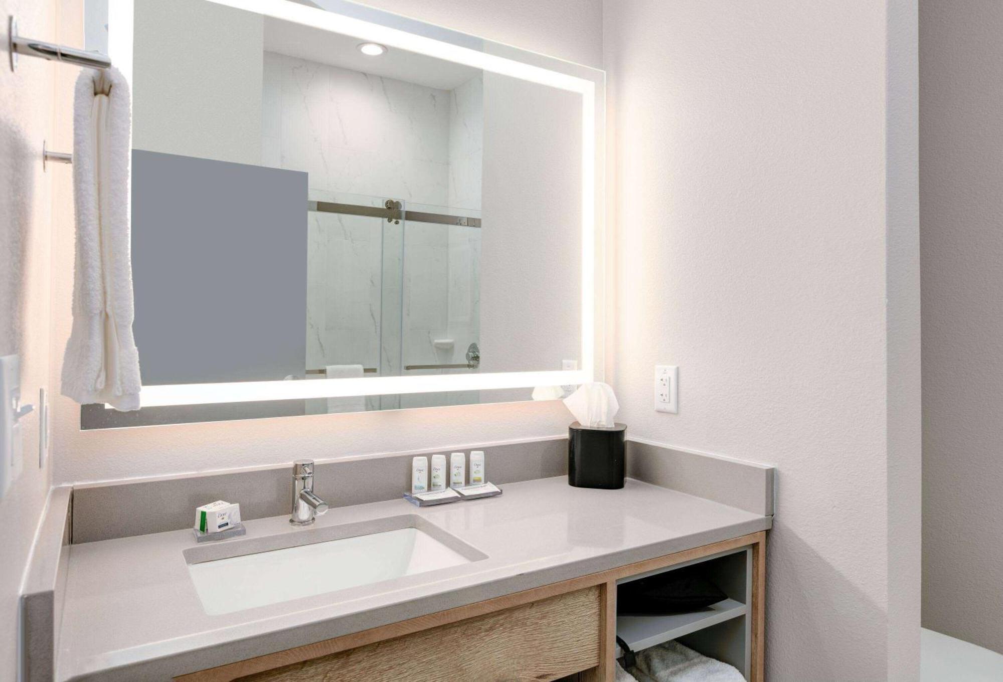 The Elm, A Ramada By Wyndham Hotel Little Elm Luaran gambar
